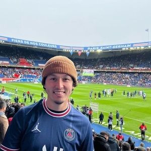 Meet your Posher, Alex